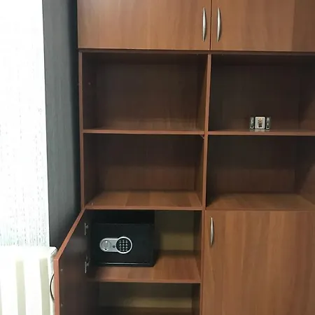 Апартаменти For Two Families On Koblevskoi